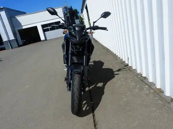 YAMAHA MT-125 (5/8)