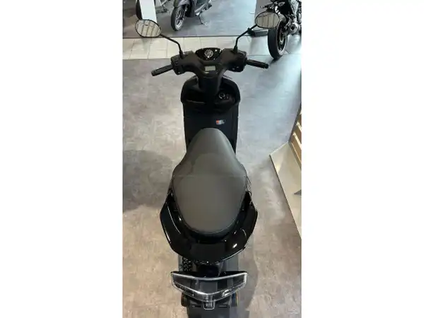 YAMAHA NEO (5/6)