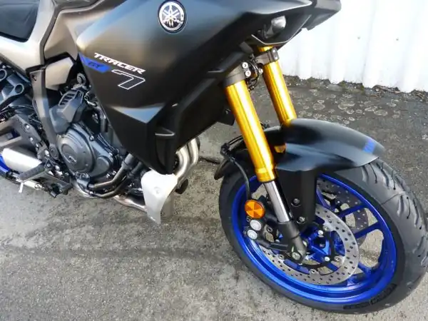 YAMAHA TRACER (9/11)