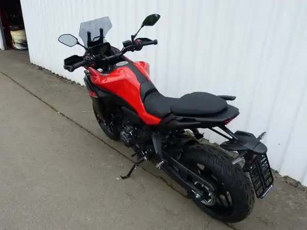 YAMAHA TRACER (3/9)