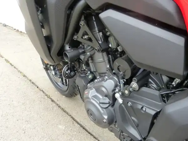 YAMAHA TRACER (9/9)