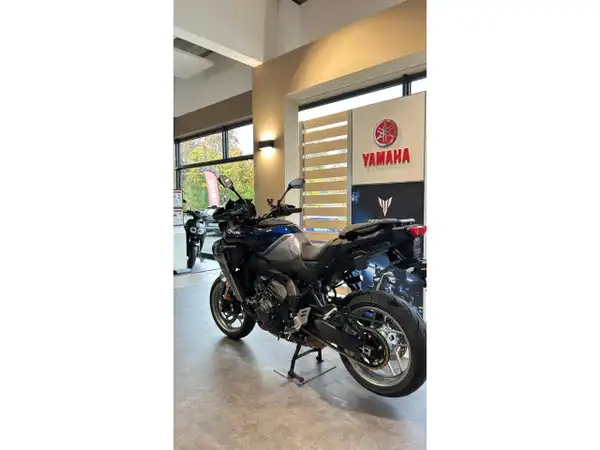 YAMAHA TRACER 9 (3/7)