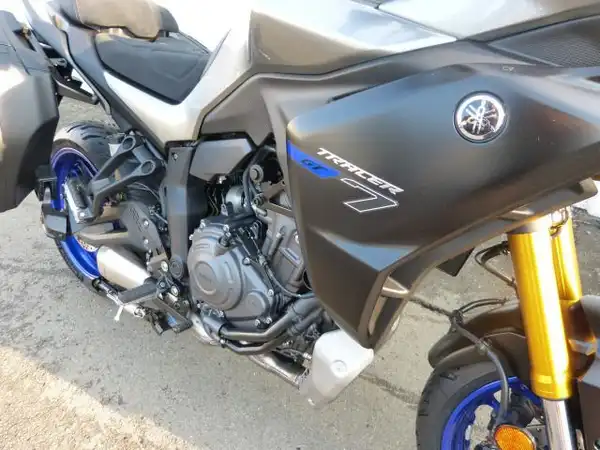 YAMAHA TRACER (8/9)