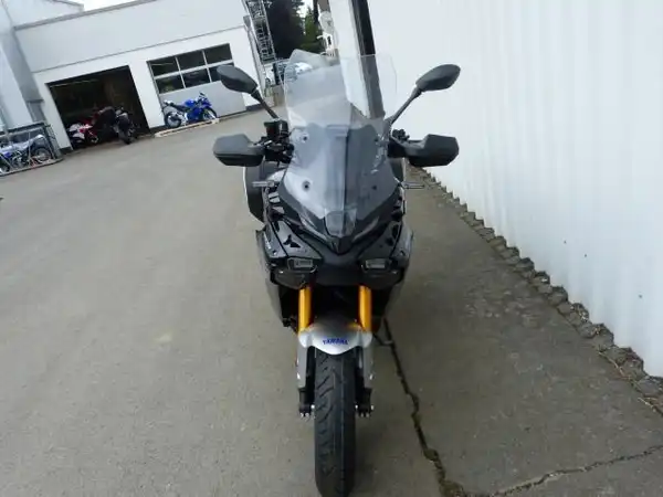 YAMAHA TRACER 9 (5/12)
