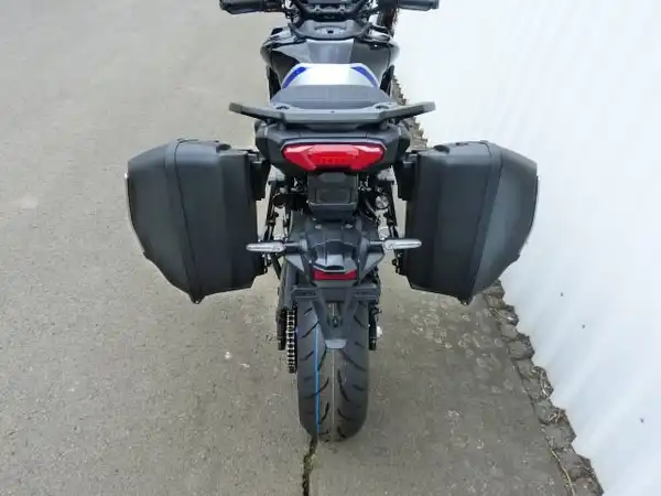 YAMAHA TRACER 9 (8/12)