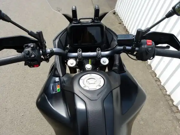 YAMAHA TRACER (5/8)