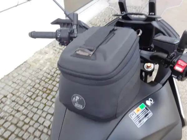 YAMAHA TRACER 7 (8/10)