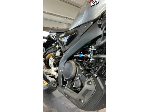 YAMAHA XSR 125 (6/6)