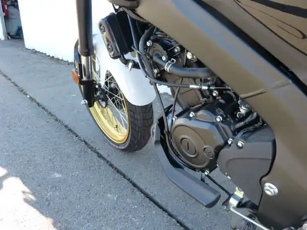 YAMAHA XSR 125 (8/8)