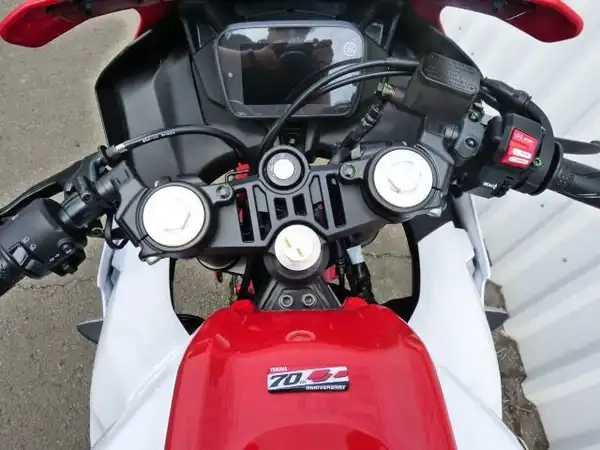 YAMAHA YZF-R125 (6/7)