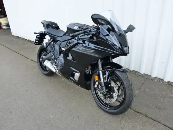 YAMAHA YZF-R7 (2/8)